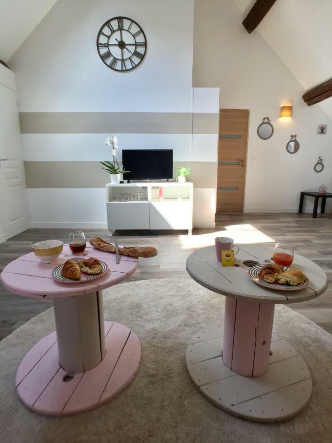 Domaine Des Trois Chateaux Moisenay Zewnętrze zdjęcie